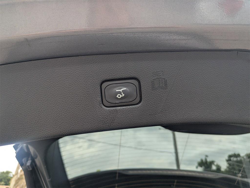used 2024 Ford Edge car, priced at $23,780