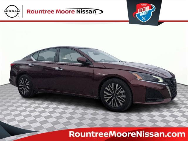 used 2023 Nissan Altima car, priced at $17,761