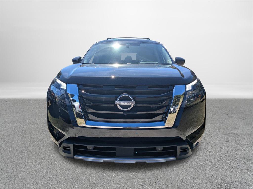 new 2025 Nissan Pathfinder car, priced at $43,763