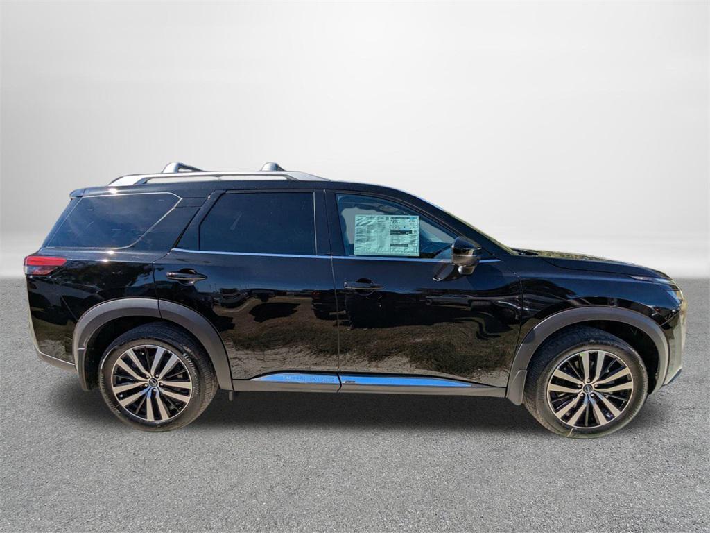 new 2025 Nissan Pathfinder car, priced at $43,763