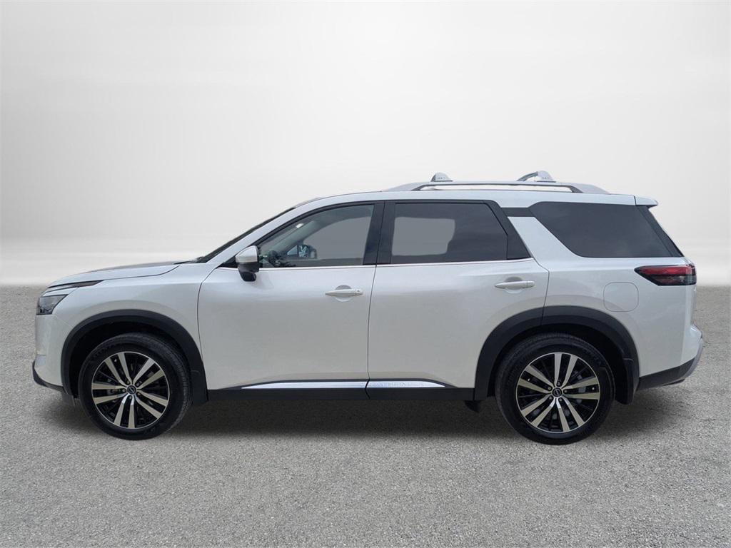 new 2025 Nissan Pathfinder car, priced at $42,257