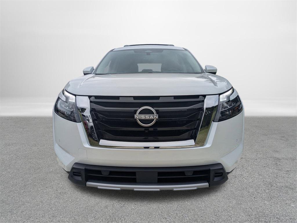 new 2025 Nissan Pathfinder car, priced at $42,257