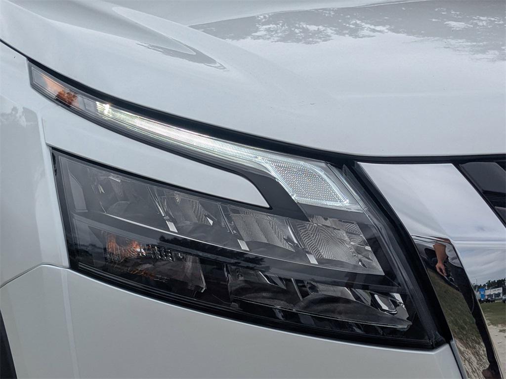new 2025 Nissan Pathfinder car, priced at $42,257