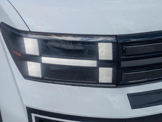 used 2024 Hyundai Santa Fe car, priced at $31,962