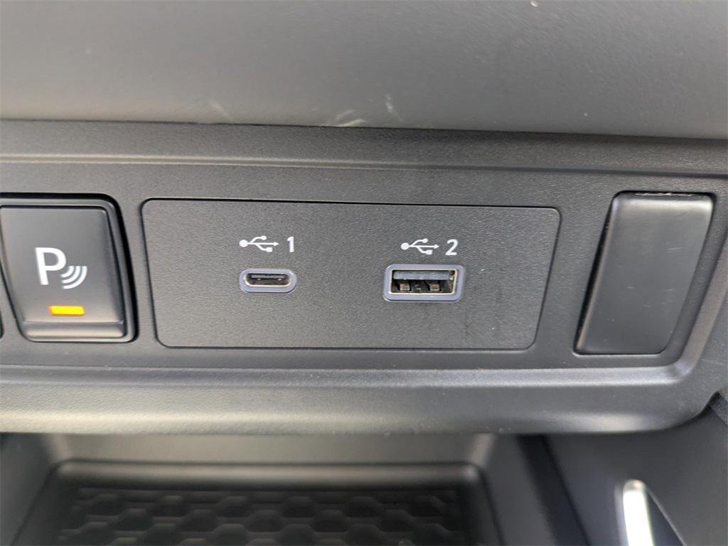 new 2025 Nissan Frontier car, priced at $30,336