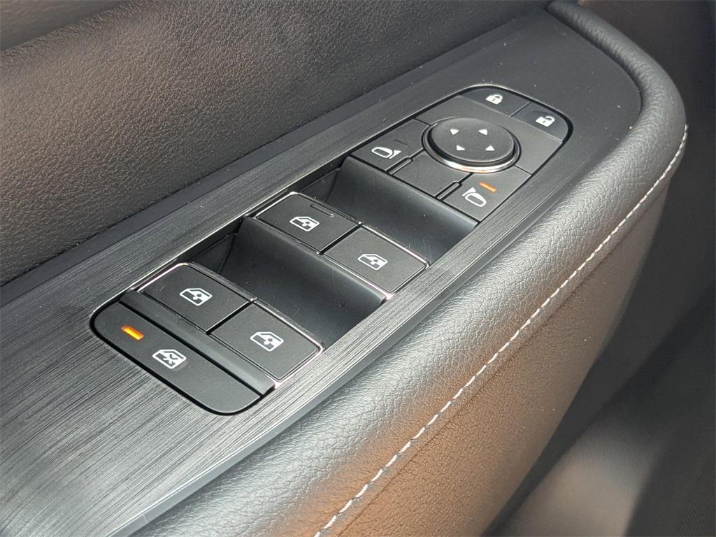 new 2026 Nissan Armada car, priced at $56,640