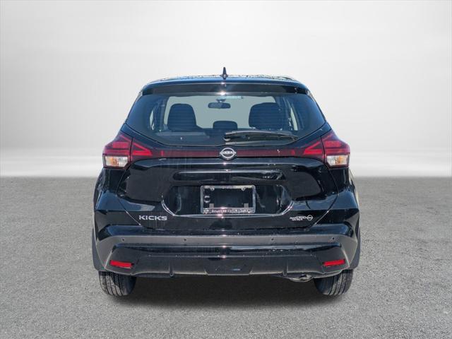 new 2025 Nissan Kicks car, priced at $23,257