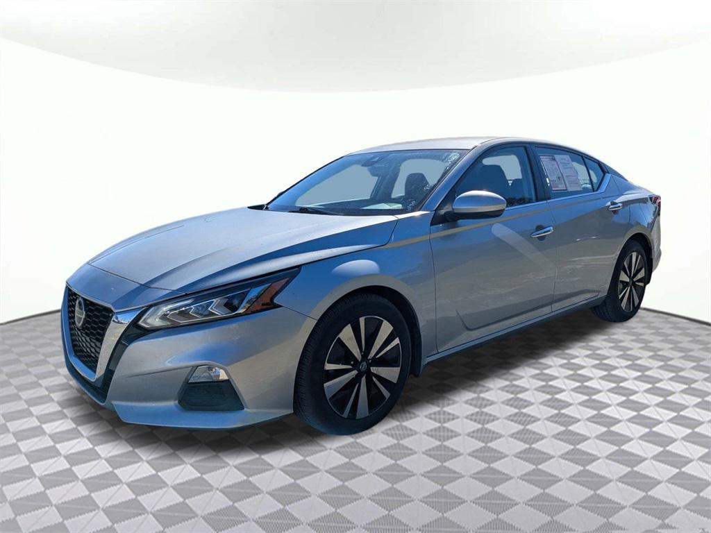 used 2022 Nissan Altima car, priced at $16,533