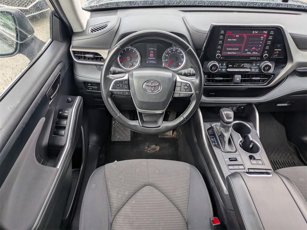 used 2022 Toyota Highlander car, priced at $27,285