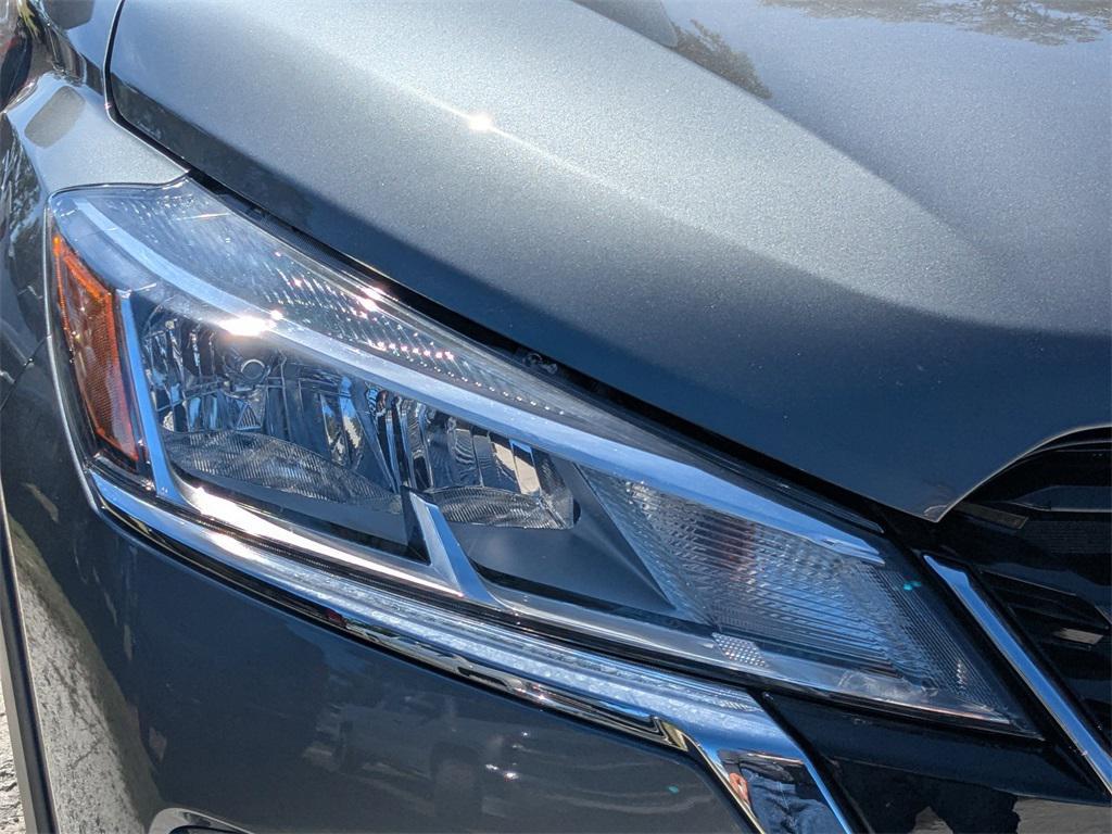 new 2025 Nissan Kicks car, priced at $23,347