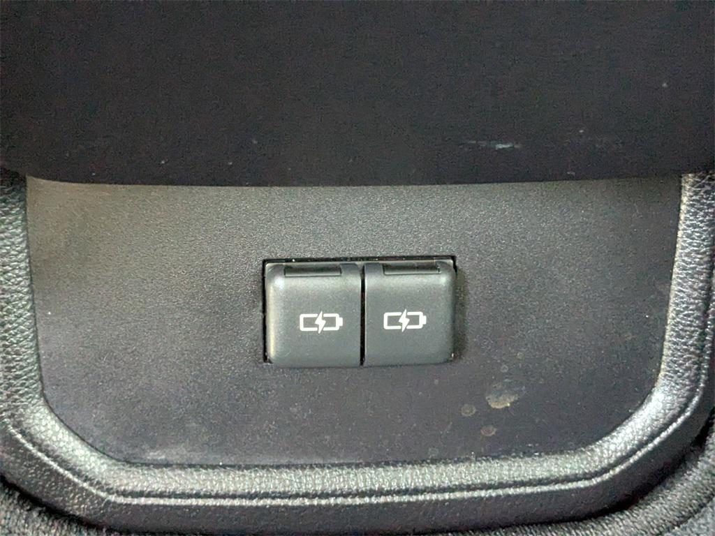 used 2023 Toyota Highlander car, priced at $31,904