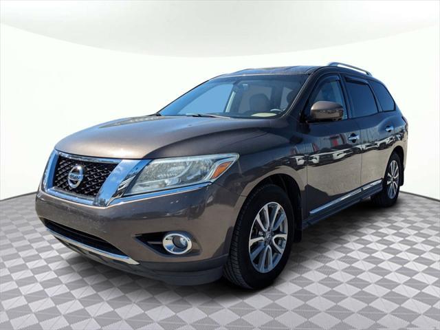 used 2016 Nissan Pathfinder car, priced at $12,123