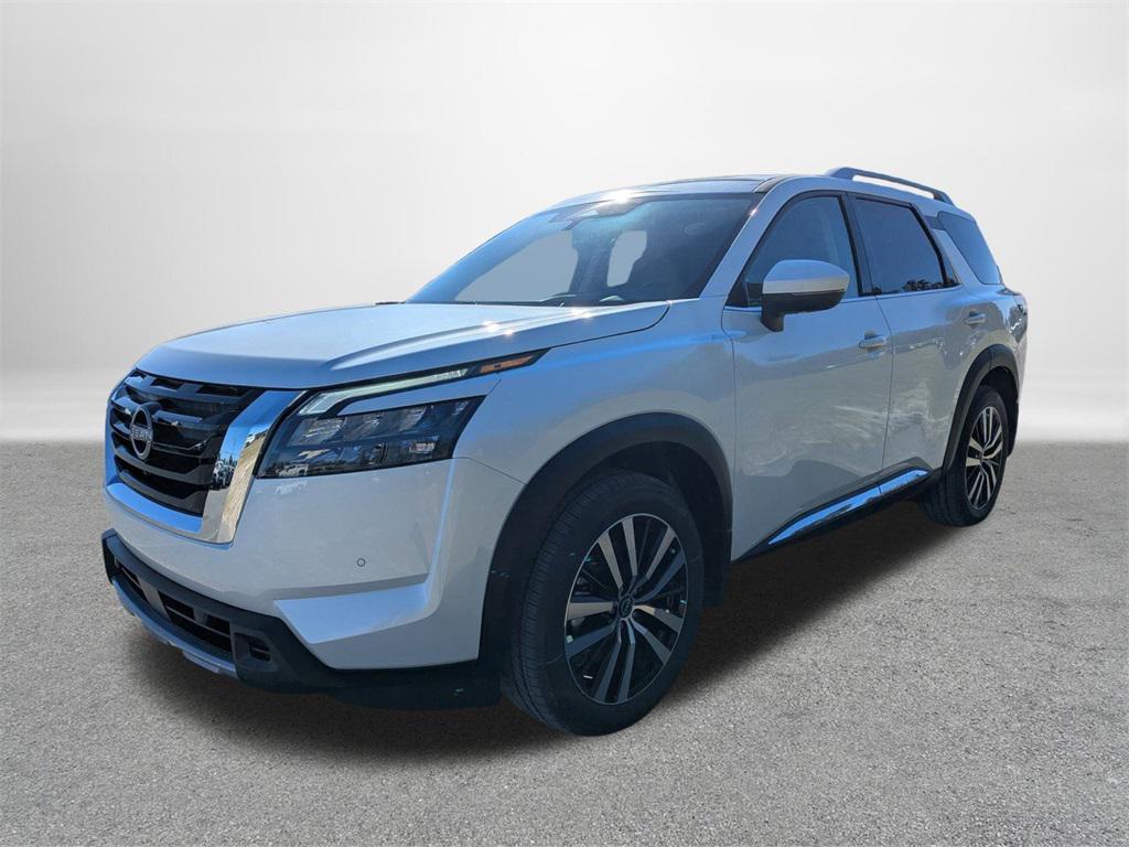 new 2025 Nissan Pathfinder car, priced at $40,535