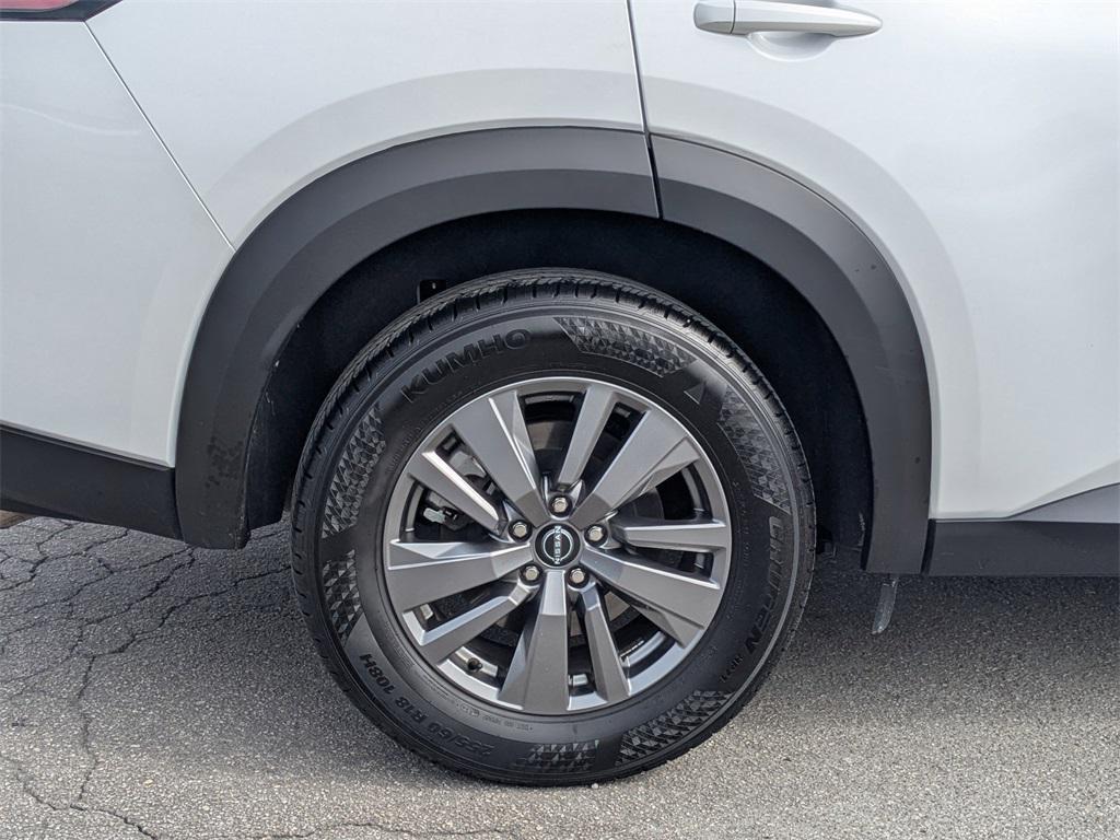 used 2025 Nissan Pathfinder car, priced at $28,676