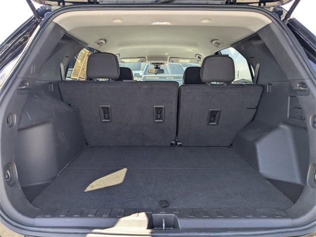 used 2023 Chevrolet Equinox car, priced at $19,196