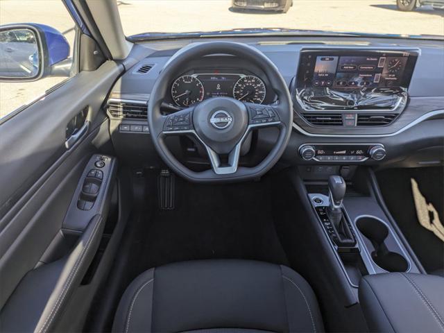 new 2025 Nissan Altima car, priced at $25,980