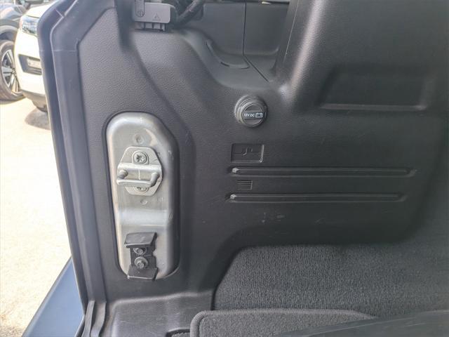 used 2019 Jeep Wrangler Unlimited car, priced at $25,694