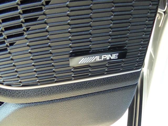 used 2023 Jeep Grand Cherokee car, priced at $29,988