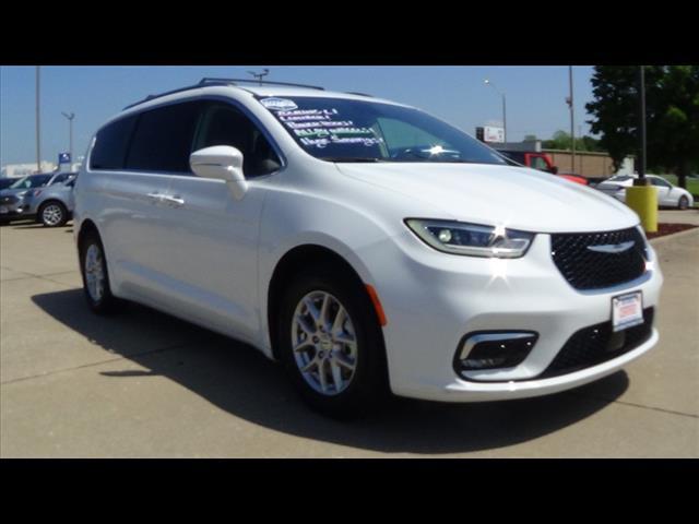 used 2021 Chrysler Pacifica car, priced at $24,488