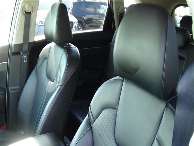 used 2024 Kia Sorento car, priced at $32,488