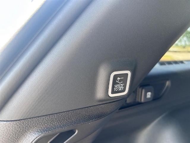 new 2025 Jeep Grand Cherokee car, priced at $43,575