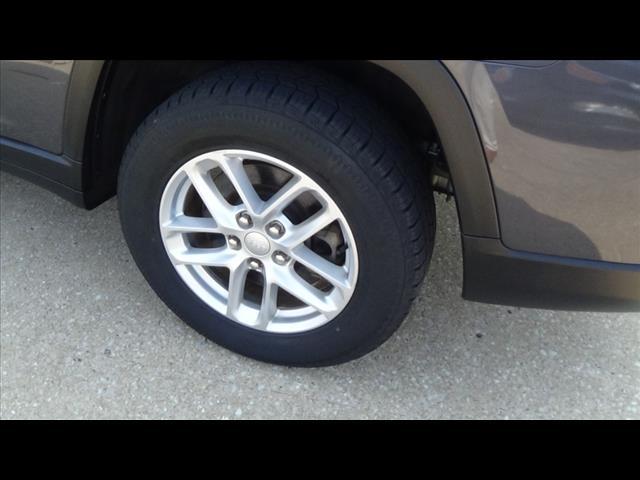 used 2023 Jeep Grand Cherokee L car, priced at $32,688