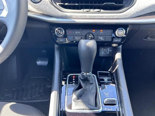 new 2025 Jeep Compass car, priced at $27,090