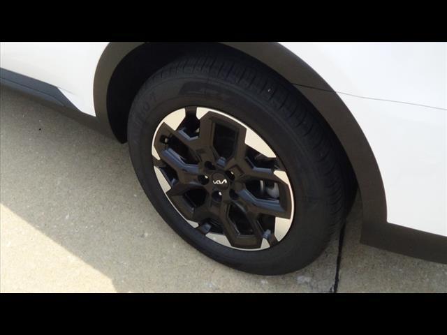used 2024 Kia Sorento car, priced at $32,488