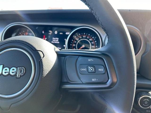 new 2023 Jeep Gladiator car, priced at $40,990