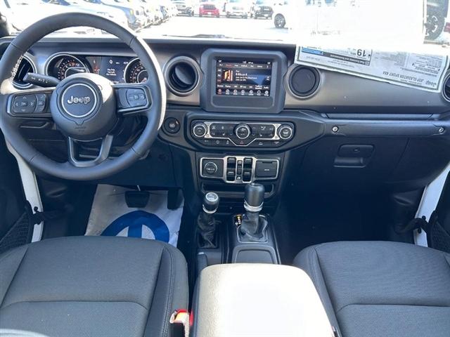 new 2023 Jeep Gladiator car, priced at $40,990