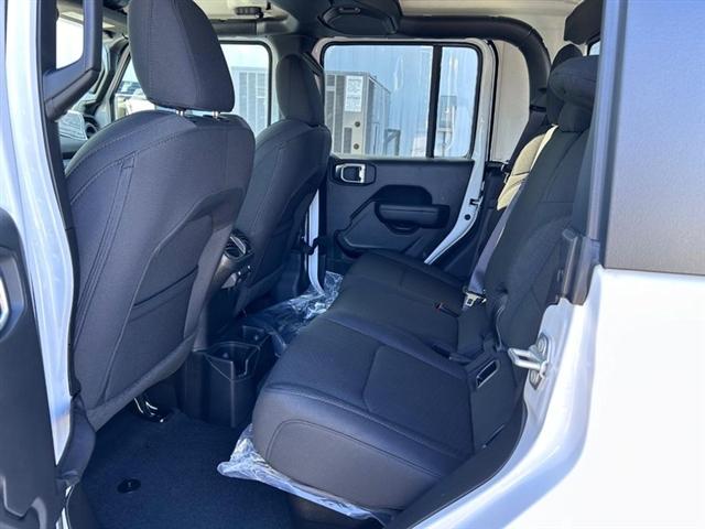 new 2023 Jeep Gladiator car, priced at $40,990