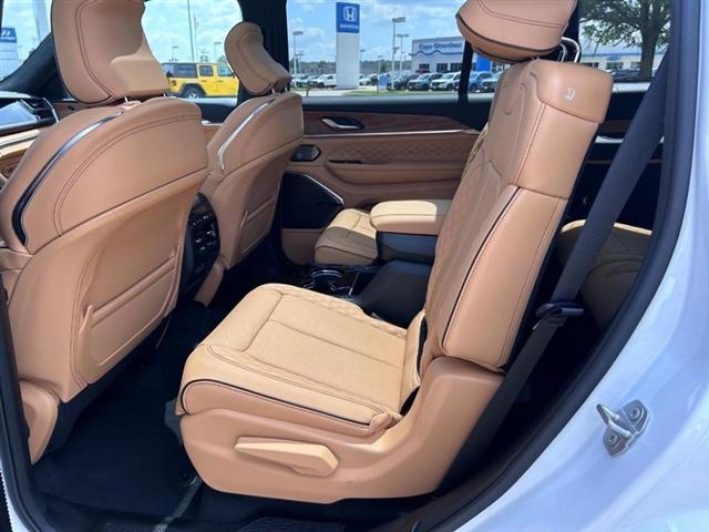 new 2025 Jeep Grand Cherokee L car, priced at $70,845