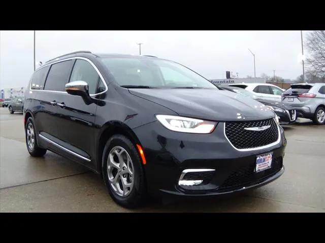 used 2022 Chrysler Pacifica car, priced at $37,316