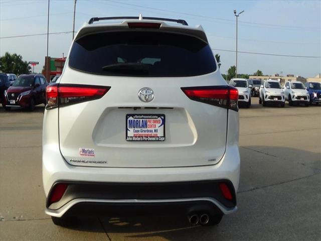 used 2023 Toyota Highlander car, priced at $40,988