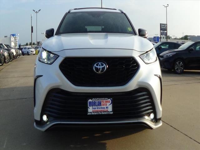 used 2023 Toyota Highlander car, priced at $40,988