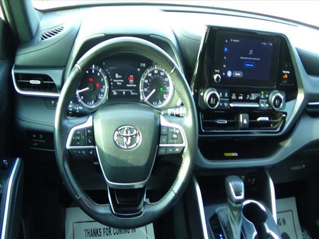 used 2023 Toyota Highlander car, priced at $40,988