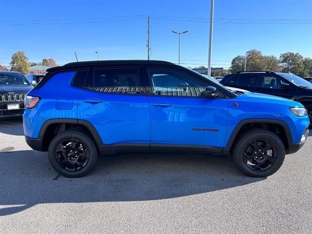 new 2024 Jeep Compass car, priced at $39,435