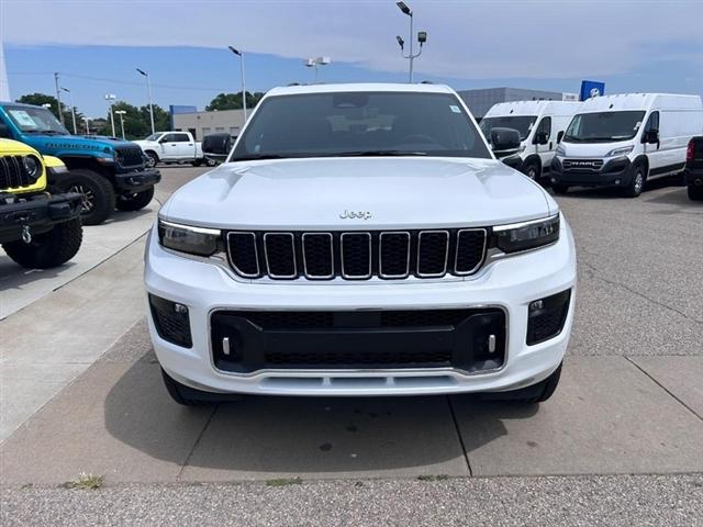 new 2025 Jeep Grand Cherokee L car, priced at $59,275