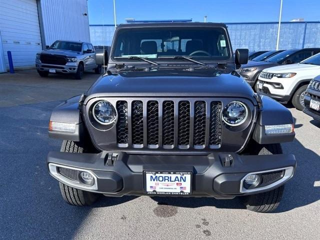 new 2023 Jeep Gladiator car, priced at $49,359