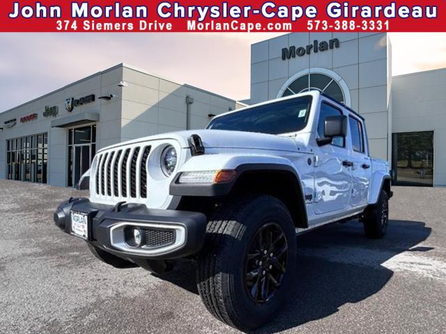 new 2023 Jeep Gladiator car, priced at $40,990