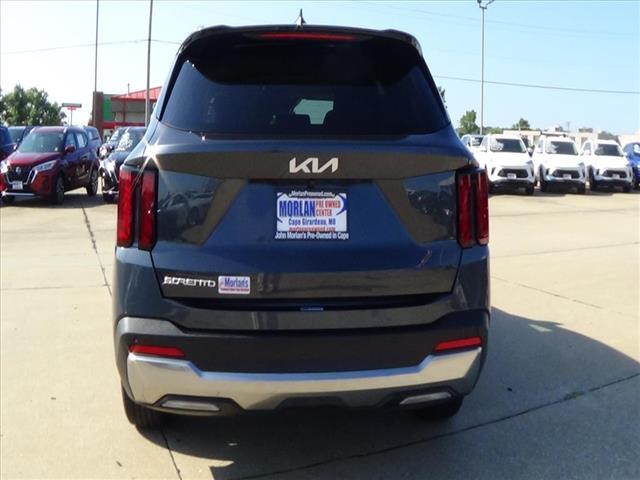 used 2024 Kia Sorento car, priced at $31,988