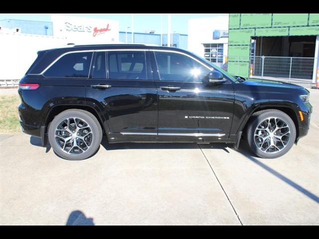 new 2022 Jeep Grand Cherokee car, priced at $80,800
