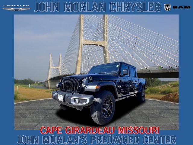 new 2023 Jeep Gladiator car, priced at $42,068