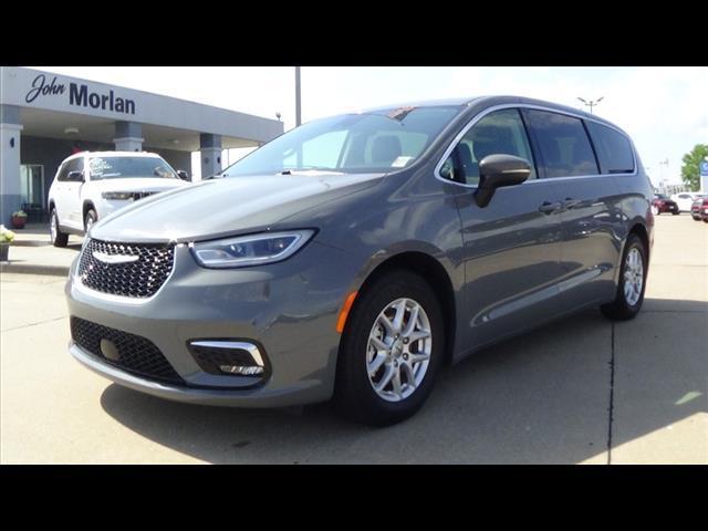 used 2023 Chrysler Pacifica car, priced at $25,988