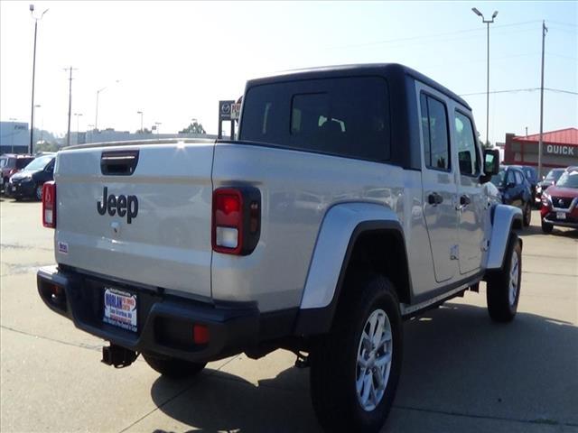 used 2023 Jeep Gladiator car, priced at $31,988