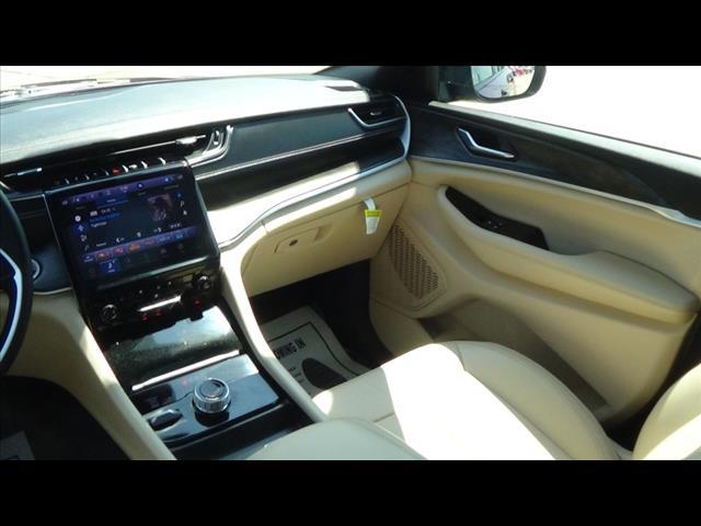used 2024 Jeep Grand Cherokee car, priced at $42,988