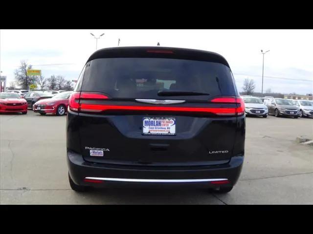 used 2022 Chrysler Pacifica car