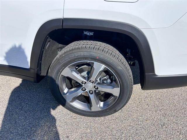 new 2025 Jeep Grand Cherokee L car, priced at $53,565