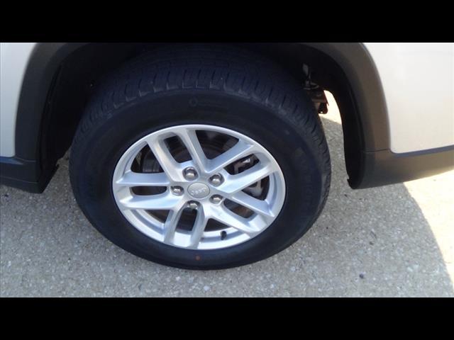 used 2023 Jeep Grand Cherokee L car, priced at $29,488
