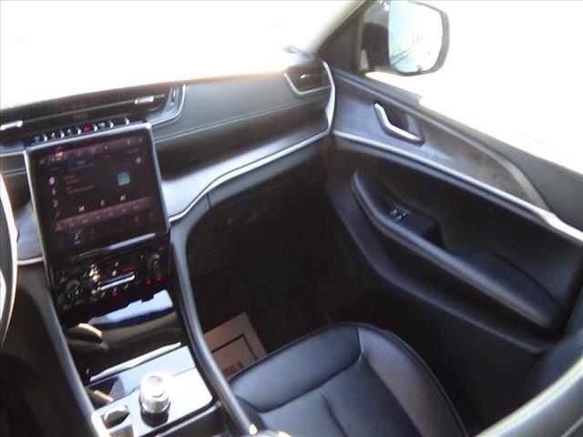 used 2024 Jeep Grand Cherokee car, priced at $37,988